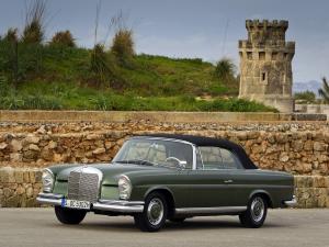 Mercedes-Benz 220 SE Cabriolet 1961 года